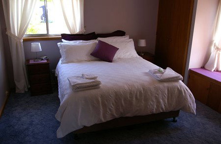 Three Hut Point Waterfront Accommodation - Accommodation QLD 5