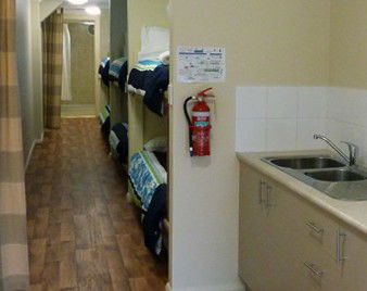 Southport Hotel And Caravan Park - Accommodation QLD 2