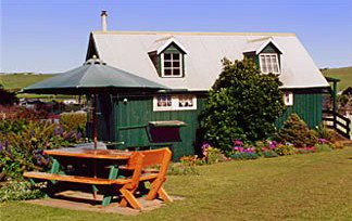 Touchwood Cottages - Accommodation QLD 3