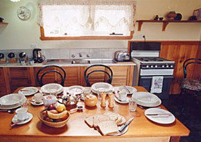 Touchwood Cottages - Accommodation QLD 4