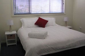 Old Pier Apartments - Accommodation QLD 1