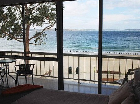 Lifes A Beach Apartment - Accommodation QLD 2