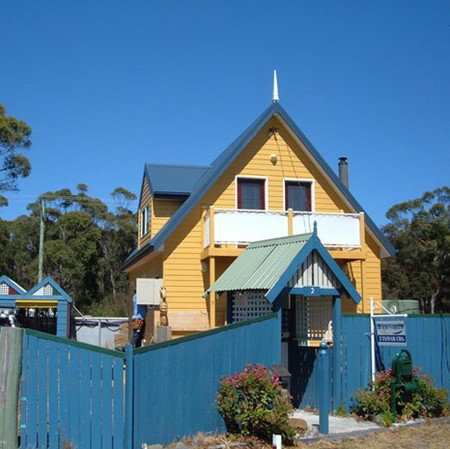 Beachs 'N Greens - Accommodation QLD 0