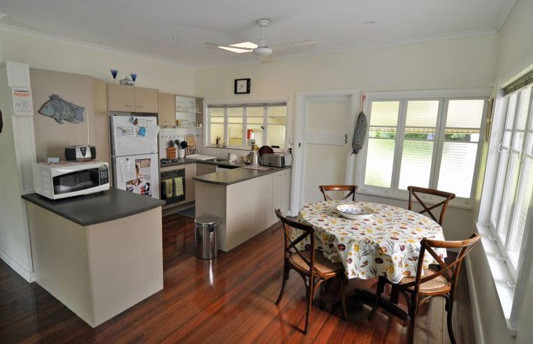Bungalow QLD Accommodation QLD