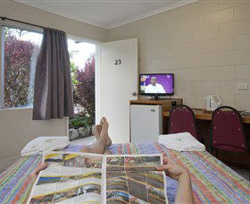 Demi View Motel - Accommodation QLD 2