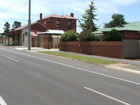 Bristol House Accommodation - Accommodation QLD 1