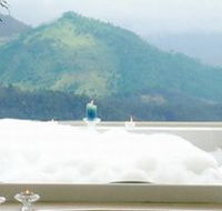 Artisan Spa Views Bed and Breakfast Cottage - Accommodation QLD