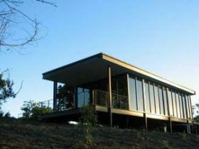 Glass On Glasshouse - Accommodation QLD 0