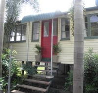 The Red Ginger Bungalow - Accommodation QLD