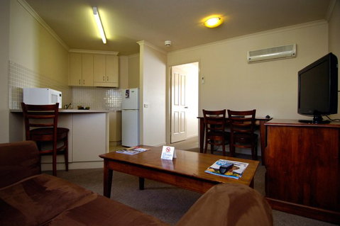 Parklands Apartments Dickson - Accommodation QLD 2