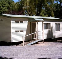 Castlemaine Central Cabin  Van Park - Accommodation QLD