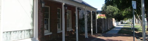 Emeu Inn Bed & Breakfast - Accommodation QLD 2