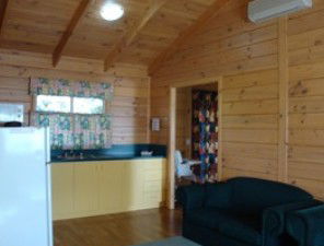 Dowling View Cabins - Accommodation QLD 1