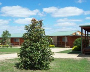 Dowling View Cabins - Accommodation QLD 5