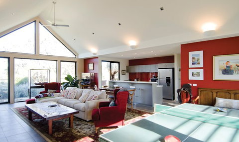 Coliban Springs - Accommodation QLD 3