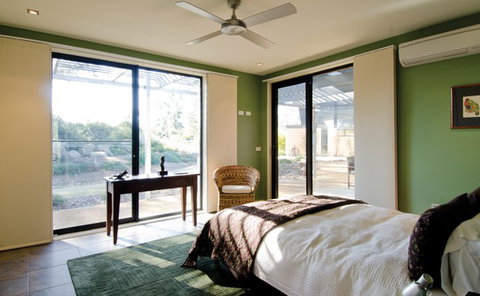 Coliban Springs - Accommodation QLD 4