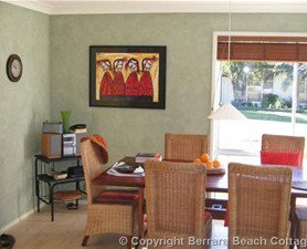 Berrara Beach Cottage - Accommodation QLD 1