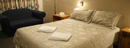 Best Western Coachmans Rest Motor Inn - Accommodation QLD 3