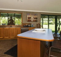 Banksia Garden Retreat - Accommodation QLD