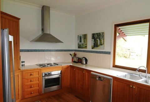 Blue Roo House - Accommodation QLD 0