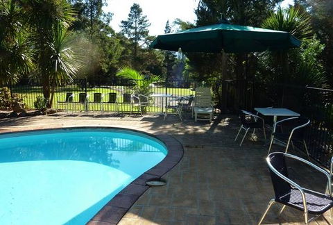 Blue Gums Cottage - Accommodation QLD 1