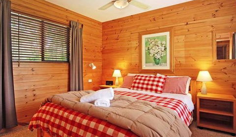 Blue Gums Cottage - Accommodation QLD 2