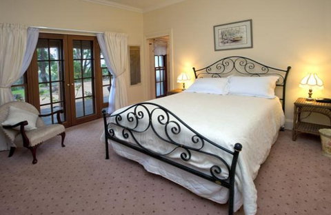 Acacia House Bed And Breakfast - Accommodation QLD 5