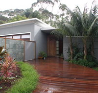 7 Donlan Road - Accommodation QLD