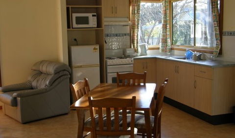Camellia Park - Accommodation QLD 3