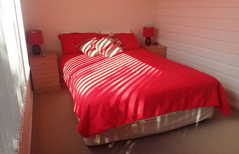 Bayswater Beach House - Accommodation QLD 2
