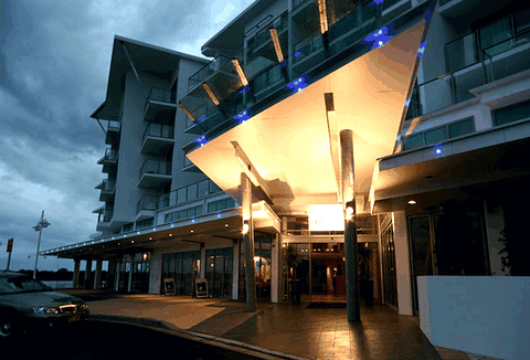 Ramada Hotel And Suites Ballina - Accommodation QLD 4