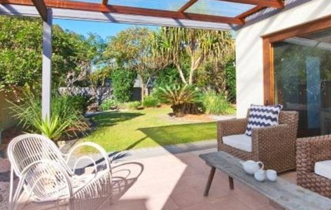 A Surfers Rest - Accommodation QLD 5