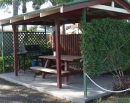 Browns Caravan Park - Accommodation QLD 1