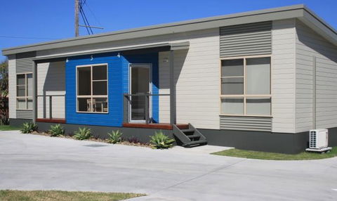 Bowlo Holiday Cabins - Accommodation QLD 1