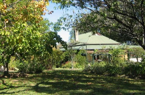 Chauvel Park B And B - Accommodation QLD 4