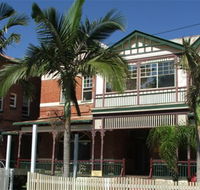 Maclean Hotel - Accommodation QLD