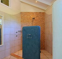 Beachcomber Beach House - Accommodation QLD