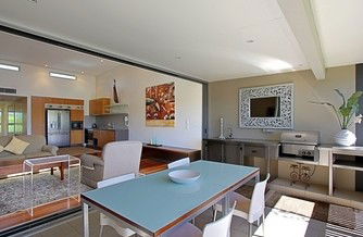 Beach House 17, East On Byron - Accommodation QLD 1