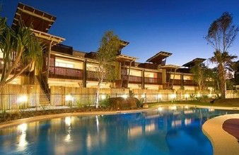 Beach House 17, East On Byron - Accommodation QLD 4