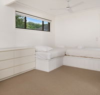 34 Brownell Drive - Oscars - Accommodation QLD