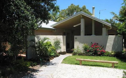 Beachwood - Accommodation QLD 4