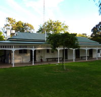 Lake Victoria Station Lodge - Accommodation QLD