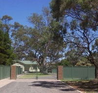 Lock 9 Lodge - Accommodation QLD