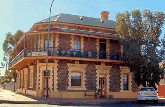 Duke Of Cornwall Inn - thumb 0