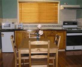 Acacia Cottage - Accommodation QLD