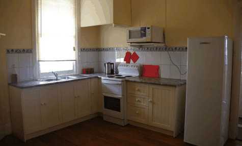 Art Mecca On Wills - Accommodation QLD 0