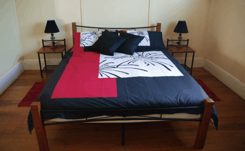 Art Mecca On Wills - Accommodation QLD 1