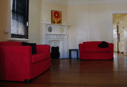 Art Mecca On Wills - Accommodation QLD 3