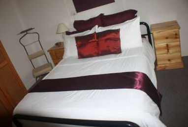 Unique Outback Cottages - Hebbard Cottage - Accommodation QLD 1