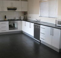 Silver City Cottages - Accommodation QLD